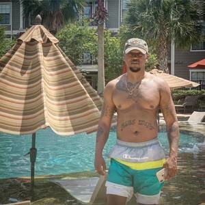 Meet your Posher, Darius